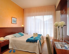 Khách sạn Wellness Corallo Hotel (Diano Marina, Ý)