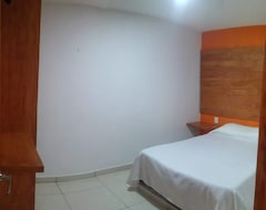 Khách sạn Oyo Hotel Familiar Tollan (San Pedro Cholula, Mexico)