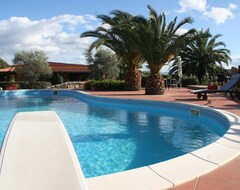 Hotel Villa Smeralda (Golfo di Marinella, Italy)