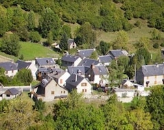 Toàn bộ căn nhà/căn hộ Detached House In The Heart Of The Pyrenees Near The Ski Slopes (Aragnouet, Pháp)