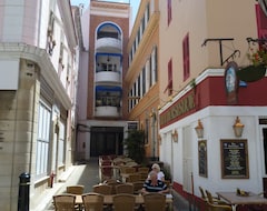 Khách sạn Continental (Gibraltar, Gibraltar)