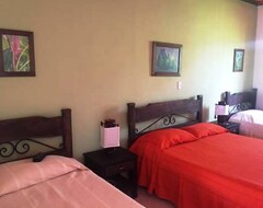 Hotel Finca La Chagrita (Montenegro, Colombia)