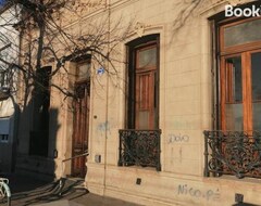 Entire House / Apartment Casona De Loreto - Un Lugar De Alto Vuelo. (Azul, Argentina)