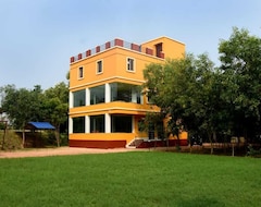 Hotel Resort Neel Nirjan (Shantiniketan, India)