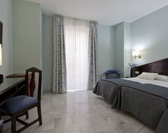 فندق نافاس هوتل (غرناطة, أسبانيا)