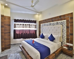 OYO 11067 Hotel Swastik Inn (Ahmedabad, Hindistan)