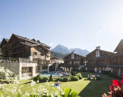 Otel Post Alpina - Family Mountain Chalets (Innichen, İtalya)
