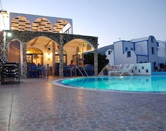Khách sạn Honeymoon Beach Studios (Perivolos, Hy Lạp)