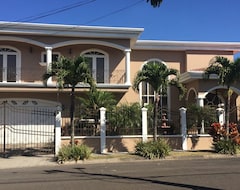 Otel Jarahuecas House (San José, Kosta Rika)
