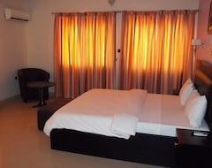 Khách sạn Signature Grand Hotel (Enugu, Nigeria)