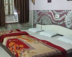 Hotel Ranbir Yatri Bhawan (Jammu, India)