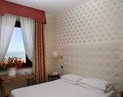 Hotel Carlton Pescara (Pescara, Italy)