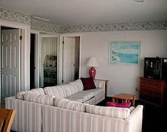Hotel Old Harbor Inn (South Haven, USA)