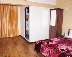 Khách sạn OYO 5337 Zion International (Udhagamandalam, Ấn Độ)