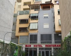 Khách sạn Select City Center Hotel (Tirana, Albania)
