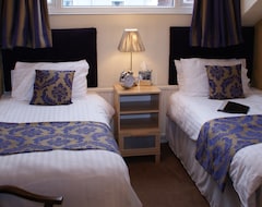 Khách sạn Adelphi Guest House (Southport, Vương quốc Anh)