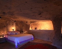 Jerveni Cave Hotel (Ürgüp, Turquía)