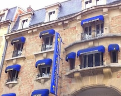 Khách sạn Hotel Des Arcades (Reims, Pháp)