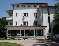 Hotel Paradis (Slatina, Romania)