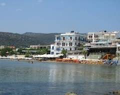 Khách sạn Oasis Hotel by Svetlana & Michalis (Agia Marina, Hy Lạp)