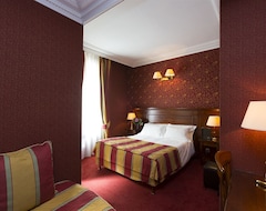 Hotelli Elysees Niel Hotel (Pariisi, Ranska)