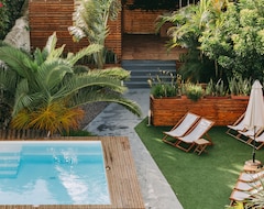 Bed & Breakfast Casa do Contador - Exclusive Suites & Pool (Ponta Delgada, Portugali)