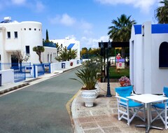 فندق Azzurro Luxury Holiday Villas (بيا, قبرص)