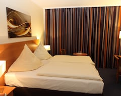 Khách sạn Hotel Boulevard - Superior (Cologne, Đức)