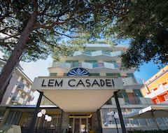 Hotel Lem-Casadei (Cérvia, İtalya)