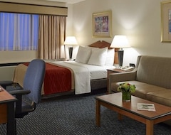 Khách sạn Comfort Inn & Suites Logan International Airport (Revere, Hoa Kỳ)