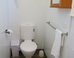 Entire House / Apartment Picnic Bay Chalet Unit 2 (Townsville, Australia)