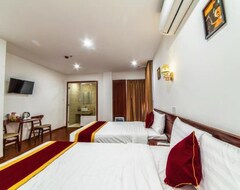 Le Centre Hotel (Pleiku, Vijetnam)