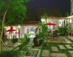 Khách sạn At Nata Chiangmai Chic Jungle (Chiang Mai, Thái Lan)