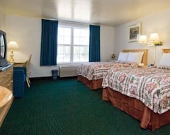 Motel Rodeway Inn & Suites Brunswick near Hwy 1 (Brunswick, Hoa Kỳ)