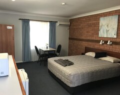Hotelli Castlereagh Motor Inn (Gilgandra, Australia)