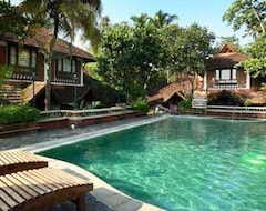 Hotelli Punnamada Resort (Alappuzha, Intia)