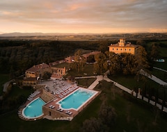 Hotel Precise Tale Poggio Alla Sala (Montepulciano, Italija)