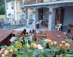 Khách sạn Mondo Doro (Ceppo Morelli, Ý)