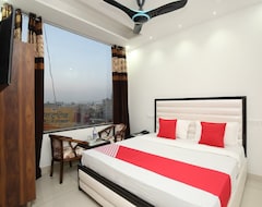 OYO 35930 Tricity Hotel Premia (Zirakpur, Indija)