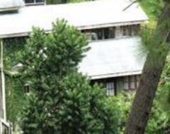 Khách sạn Forres Park Nature Retreat (Kingston, Jamaica)