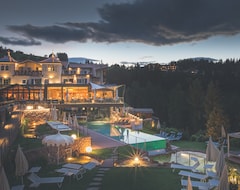 Khách sạn Hotel Albion Mountain Spa Resort Dolomites (St. Ulrich, Ý)