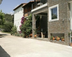 Căn hộ có phục vụ Ioannis Avrades Apartments (Agiokambos, Hy Lạp)