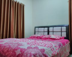 Hotel RedDoorz Syariah at D'Rizs Homestay (Bukittinggi, Indonesia)