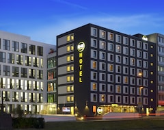 B&B HOTEL Düsseldorf-City (Düsseldorf, Germany)