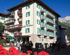 Hotel Cortina (Cortina d'Ampezzo, Italia)