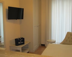 Khách sạn B&B Hotel Diano Marina Palace (Diano Marina, Ý)