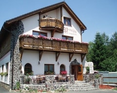 Khách sạn Penzion Lampas (Poprad, Slovakia)