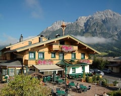 Khách sạn Stockis Mountaindestillerie (Leogang, Áo)