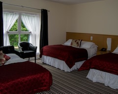 Khách sạn The Hedges Hotel (Ballymoney, Vương quốc Anh)