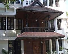 Khách sạn Avenue Kowdiar (Thiruvananthapuram, Ấn Độ)